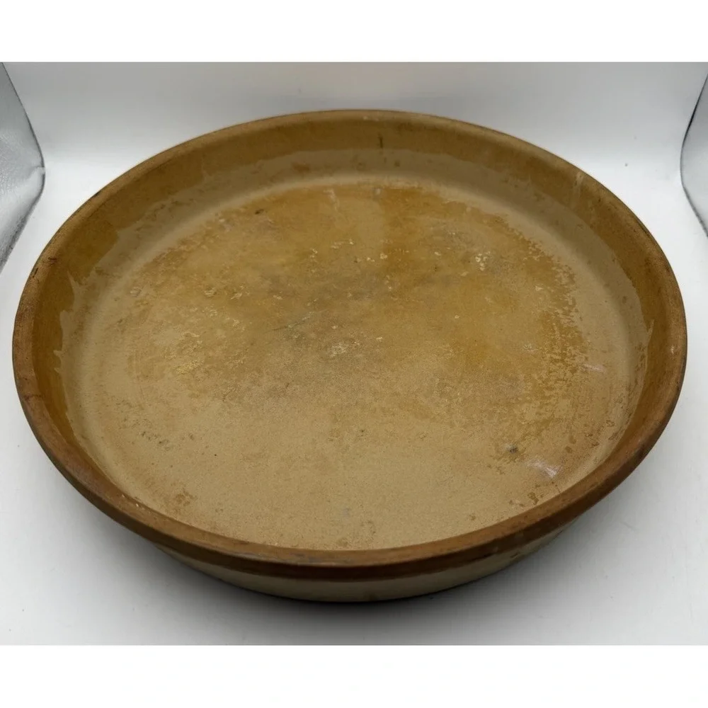 Pampered Chef Family Heritage Stoneware Round Baking Dish Pizza Pan USA